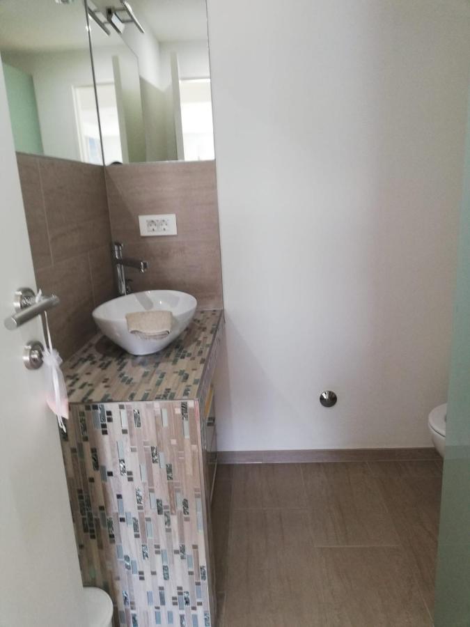 Apartmani Deluxe Jasenice  Extérieur photo